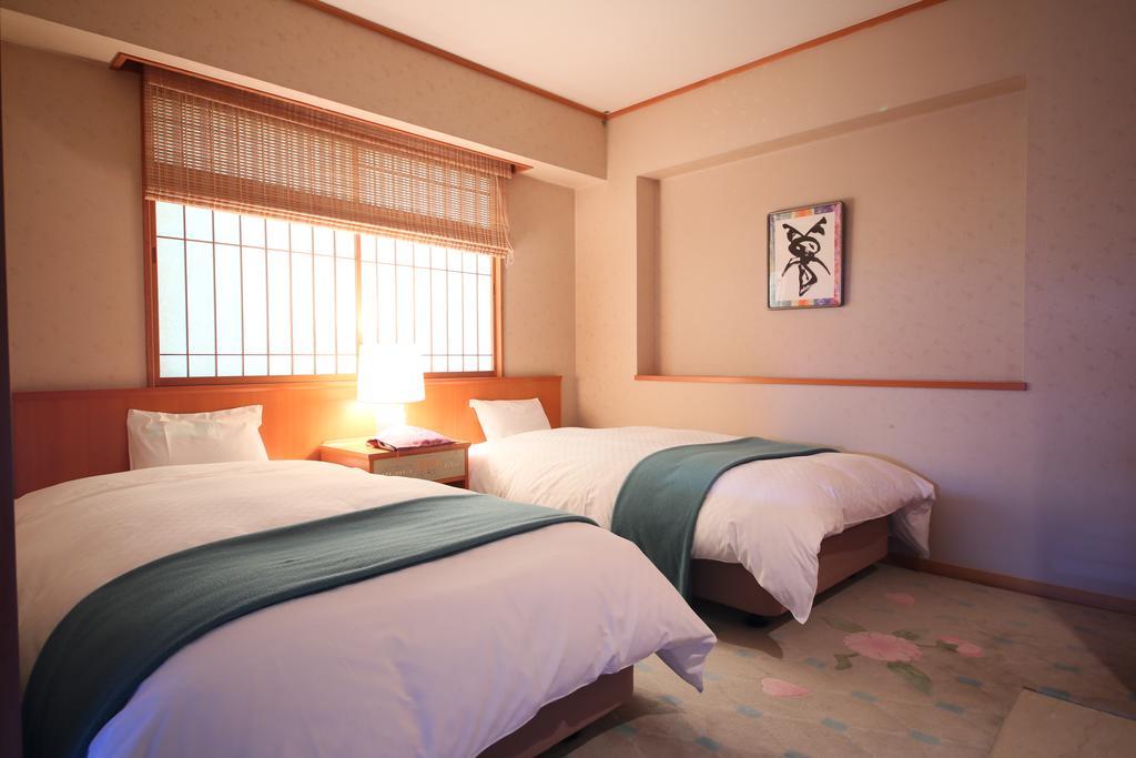 Hotel Tamanoyu Мацумото Экстерьер фото
